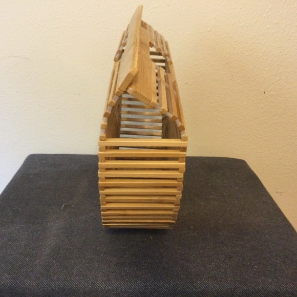 VINGTA Birdcage Clutch BOHO Preowned - Picture 4 of 5